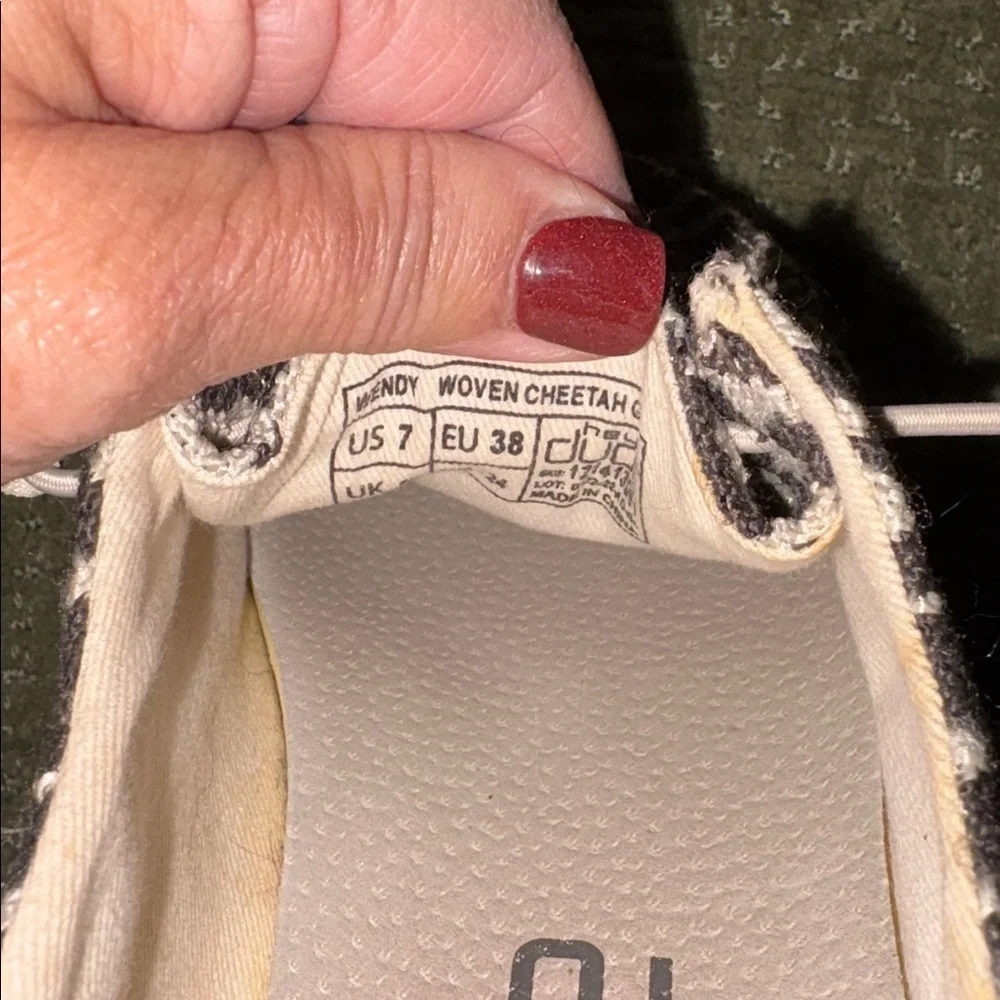 HEY DUDE Cheetah Wendy Luxe Leo SIZE 7